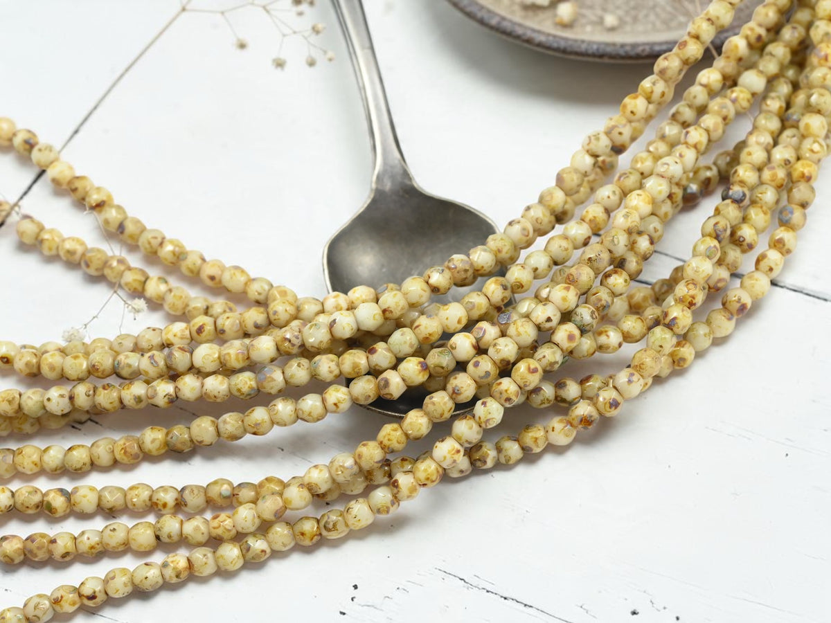 *50* 4mm Sandy Beige Picasso Opaline Fire Polished Round Beads