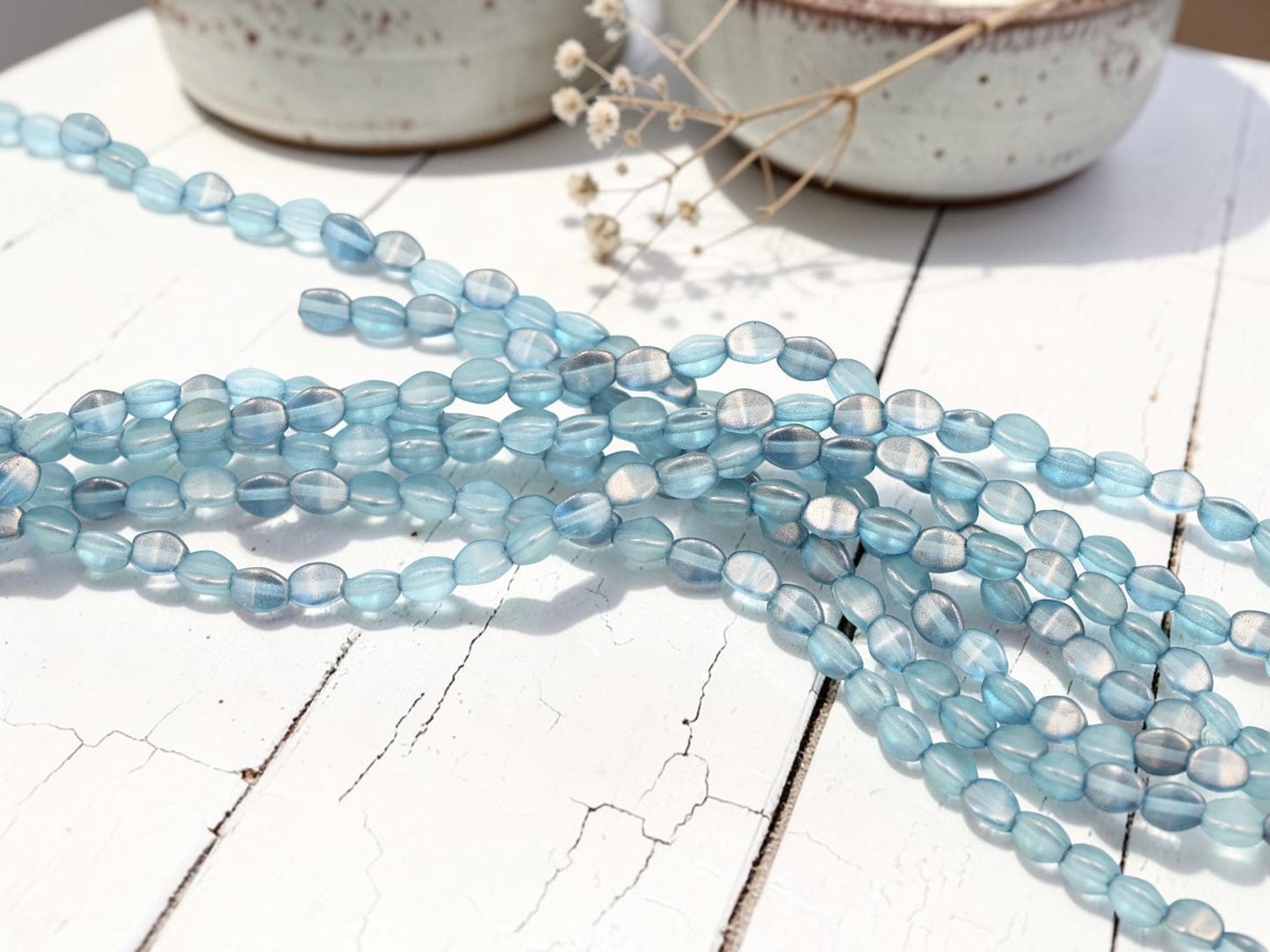 *35* 5x3mm Shadows Halo Pinch Beads