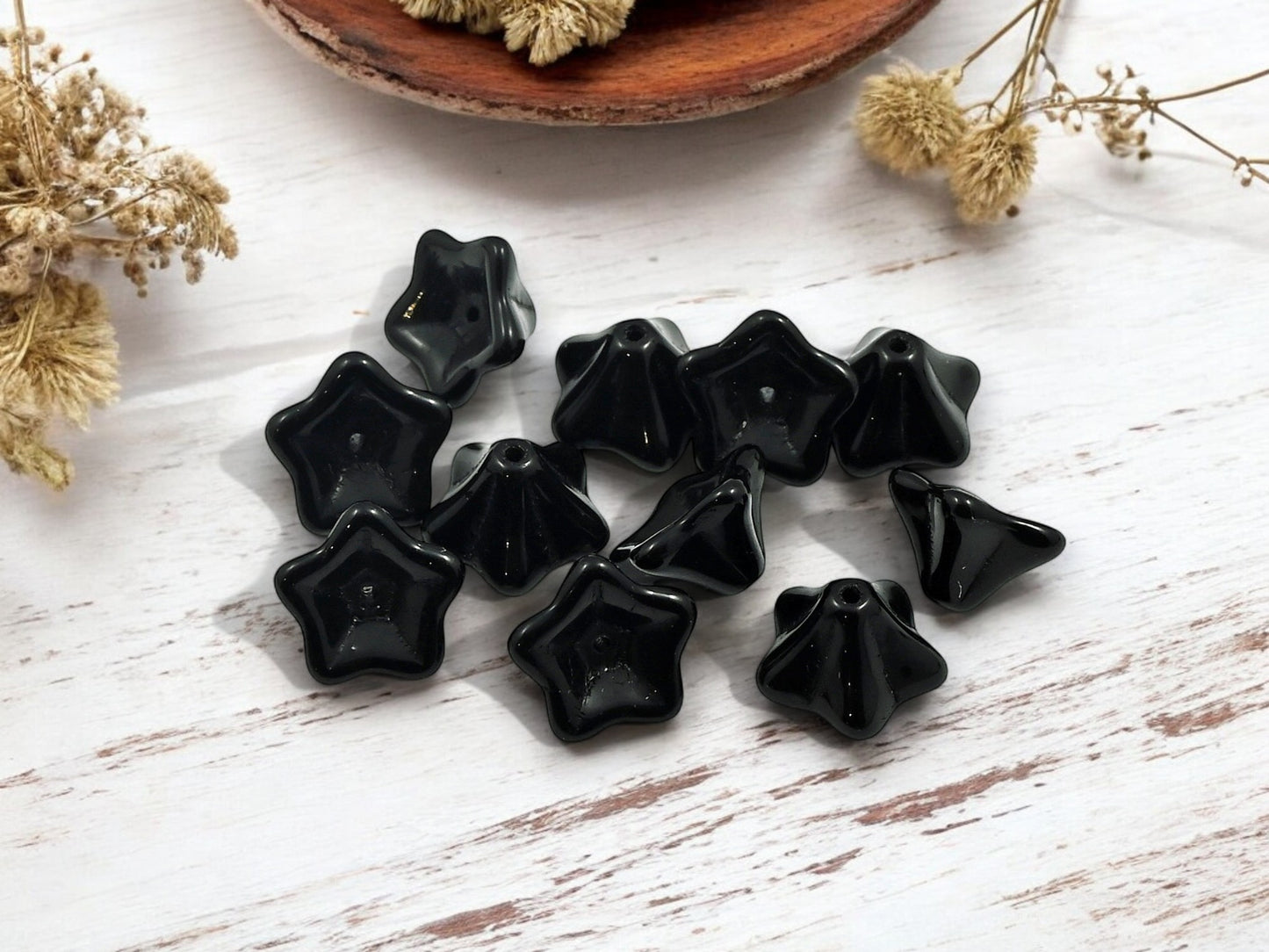 *25* 13x8mm Jet Black Trumpet Bell Flower Beads
