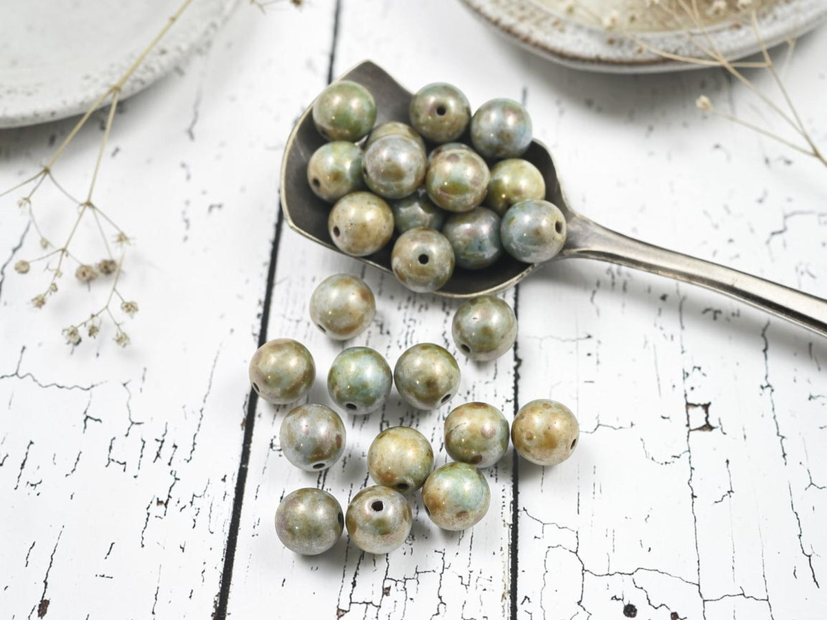 *25* 8mm Green Luster Picasso Round Druk Beads