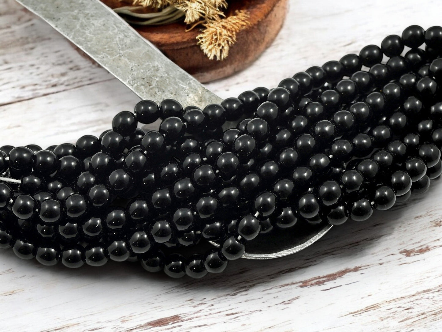 *25* 6mm Opaque Jet Black Round Druk Beads
