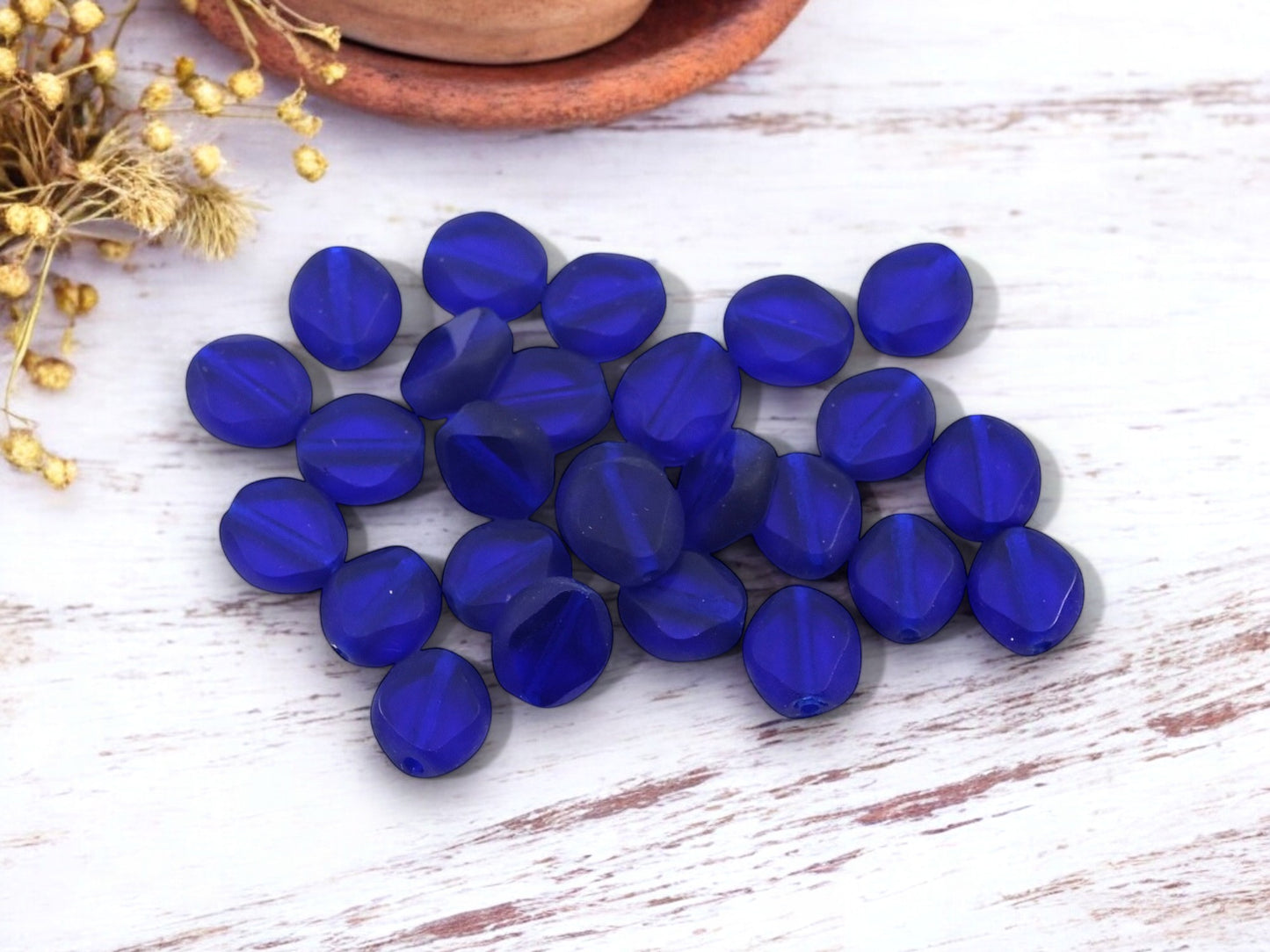 *25* 9x8mm Cobalt Blue Table Cut Diamond Oval Beads
