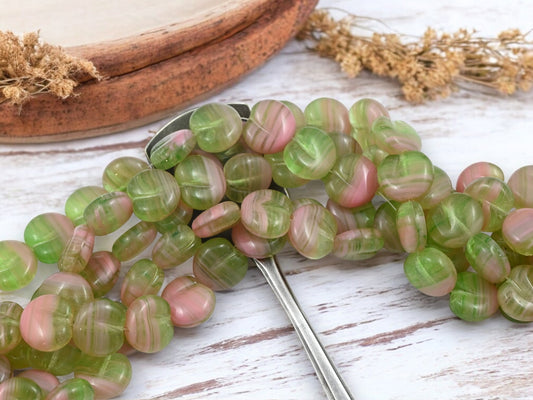 *25* 11x12 Candy Apple Hurricane Glass Fruit Beads