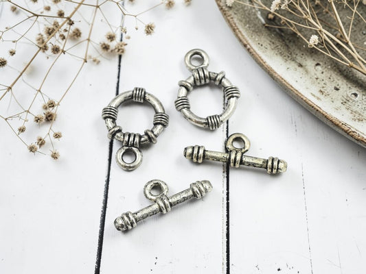 *2* 21x16mm Antique Silver Round Bali Style Toggle Clasps