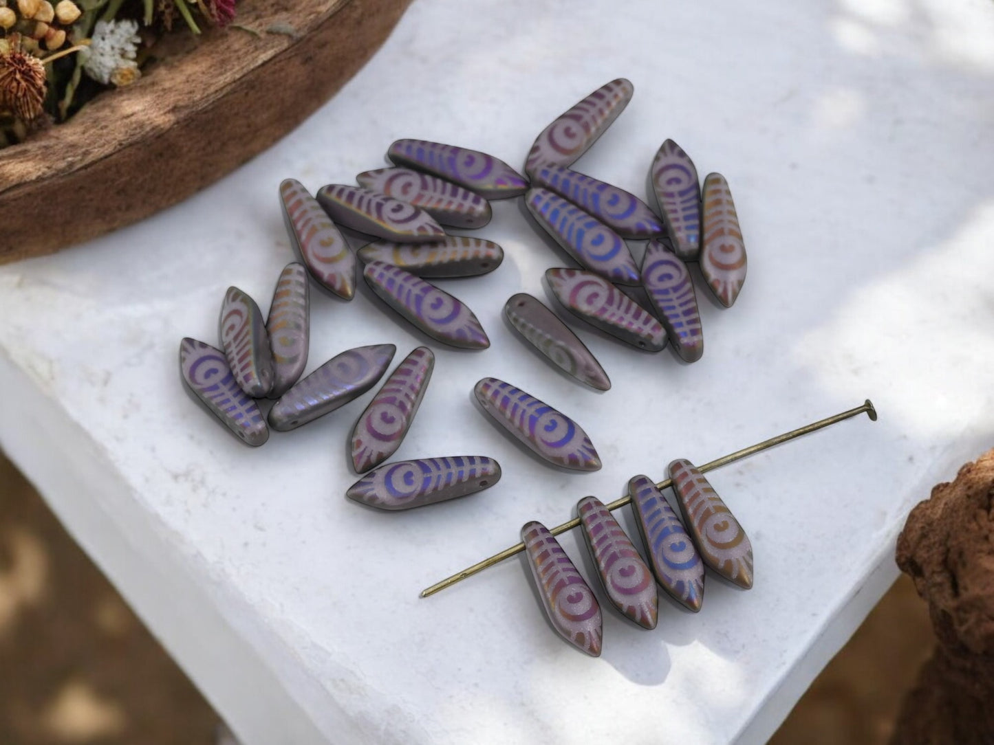 *25* 5x16mm Laser Etched Matte Purple Dagger Beads