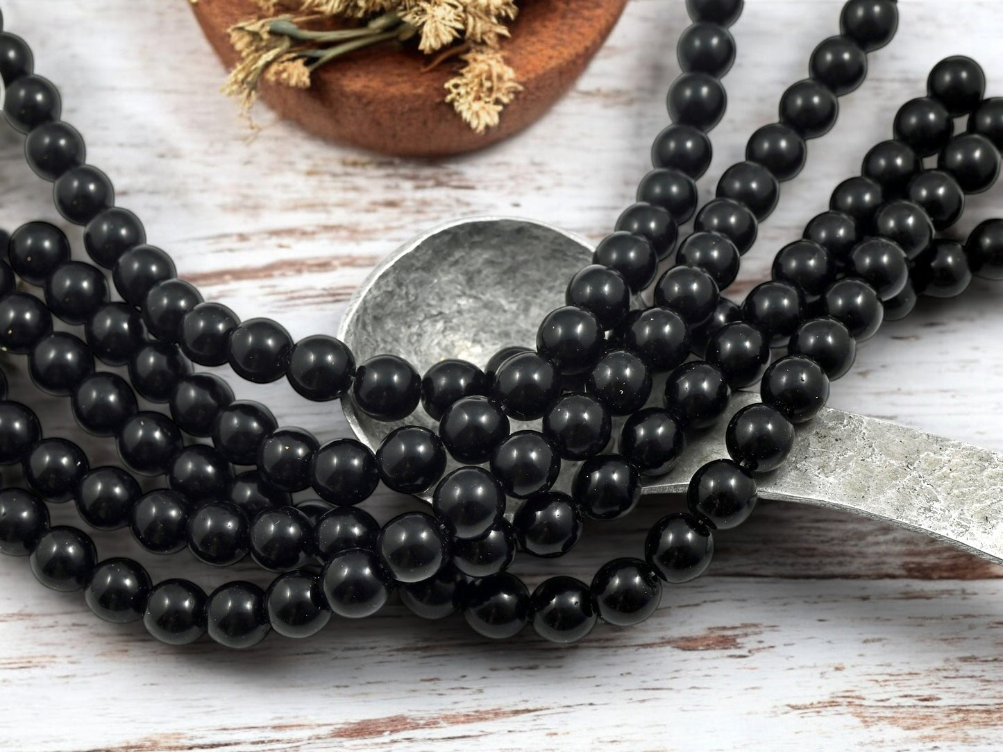 *25* 8mm Opaque Jet Black Round Druk Beads