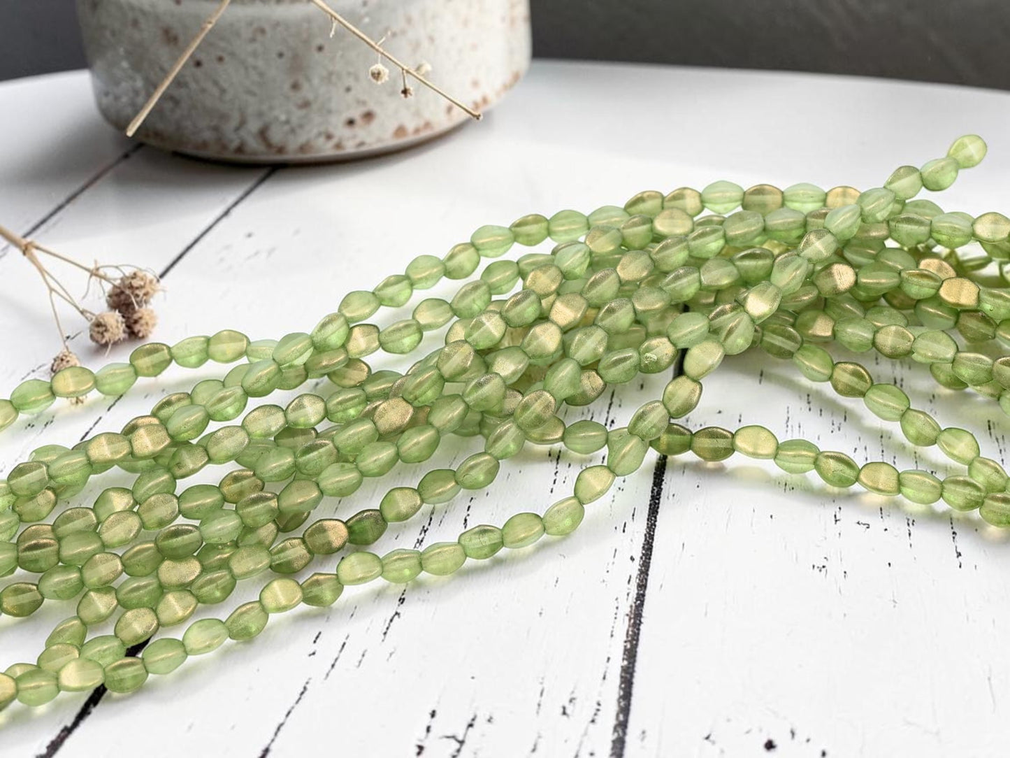*35* 5x3mm Olivine Halo Pinch Beads