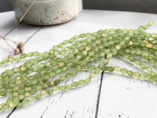 *35* 5x3mm Olivine Halo Pinch Beads