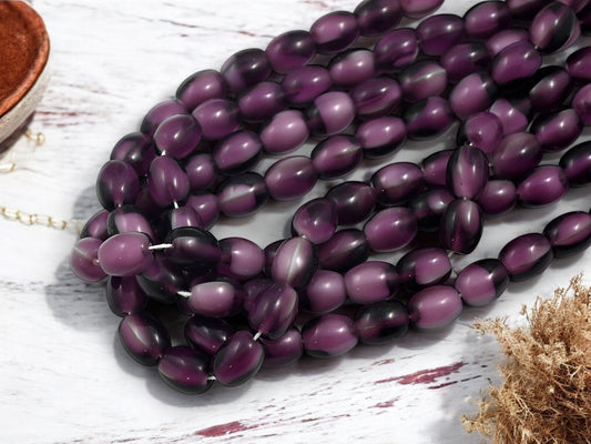 *25* 11x9mm Blended Amethyst + White Oval Rice Beads