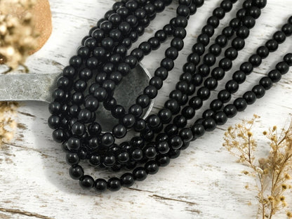 *50* 6mm Opaque Jet Black Round Druk Beads