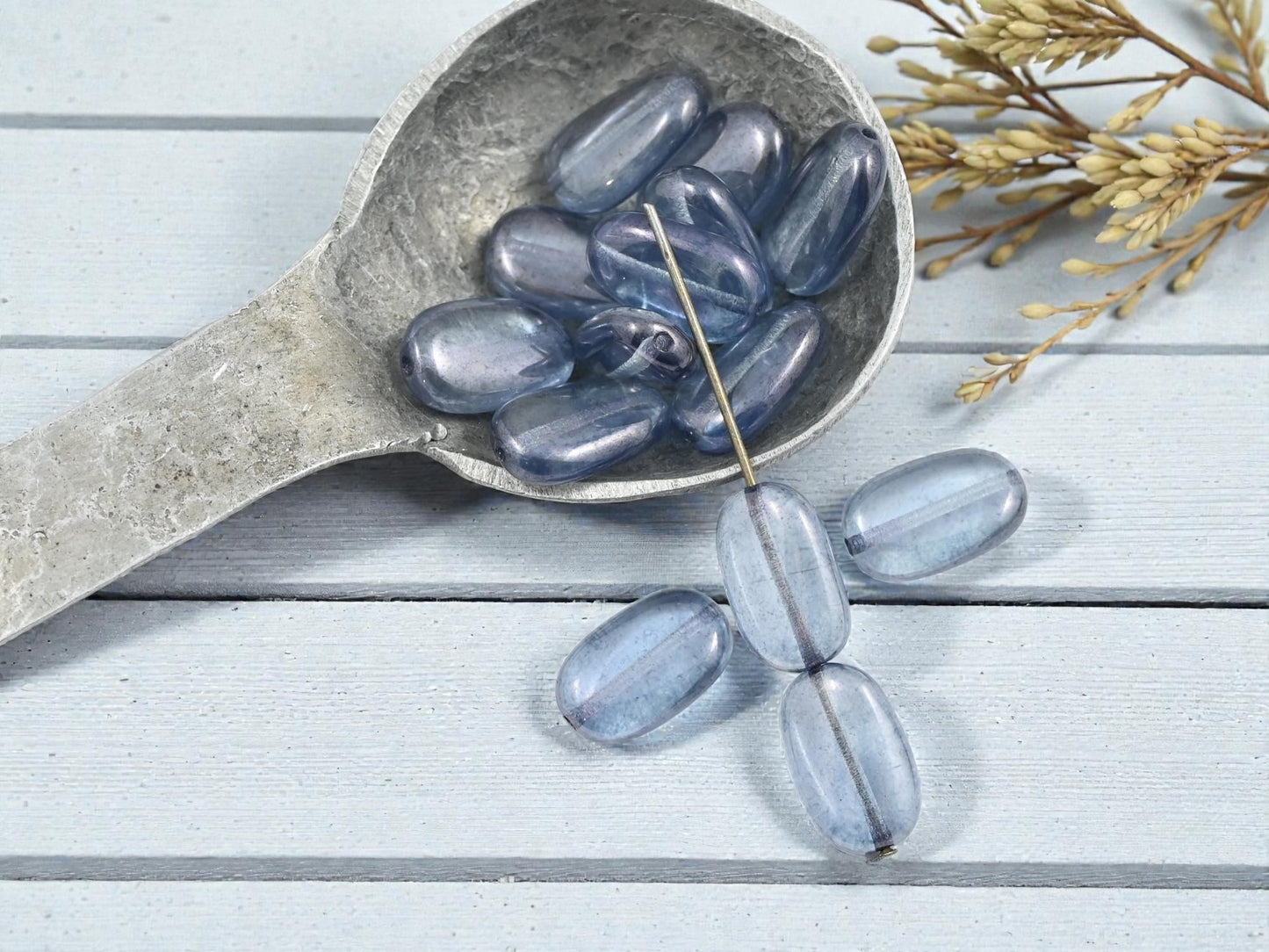 *25* 14x8mm Crystal Blue Lumi Wavy Oval Beads
