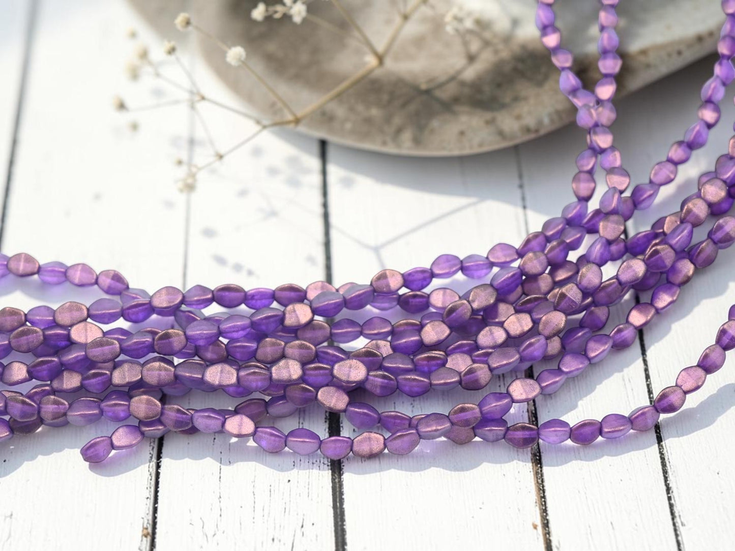 *35* 5x3mm Imperial Purple Halo Pinch Beads
