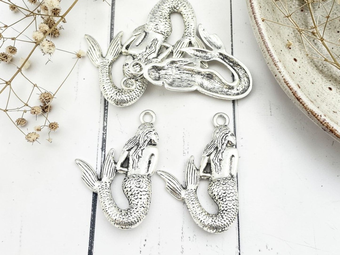 *5* 40x26mm Antique Silver Mermaid Pendants