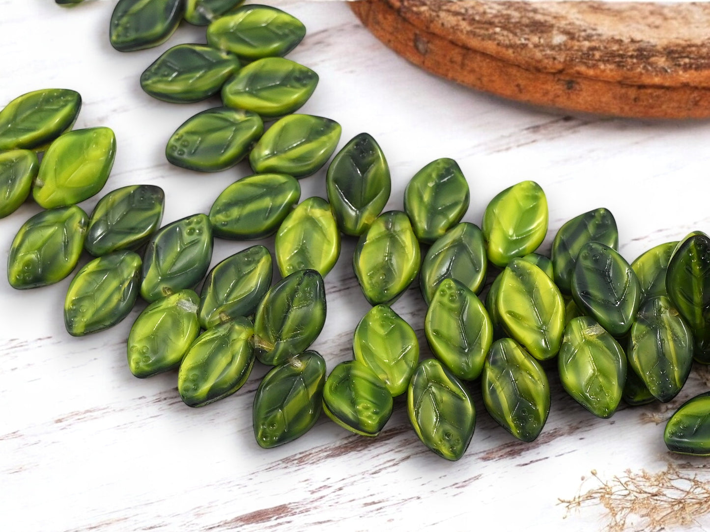 *25* 12x7mm Green Givre Top Drilled Leaf Beads
