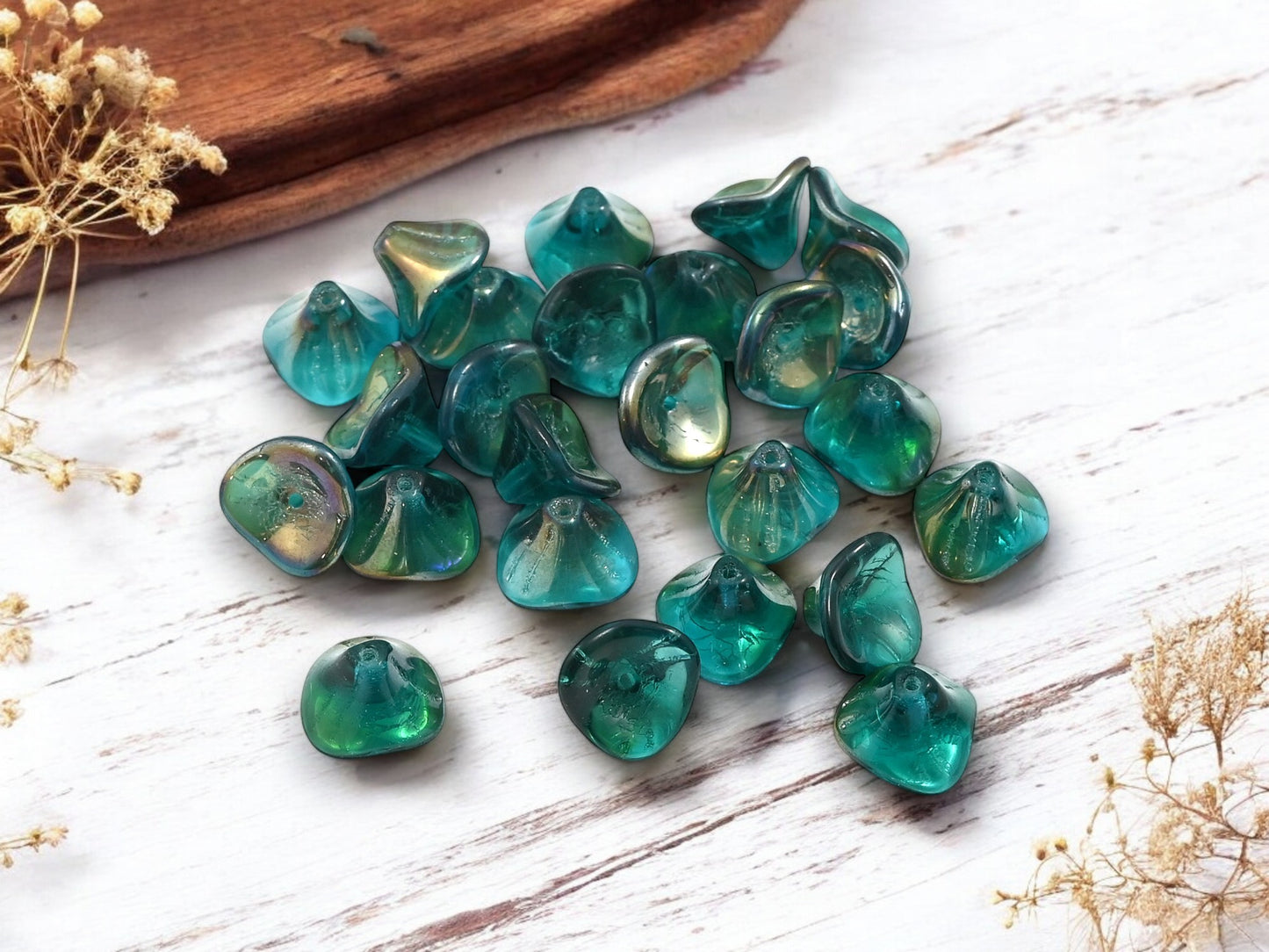 *25* 10x12mm Teal Ceslsian 3 Petal Bell Flower Beads