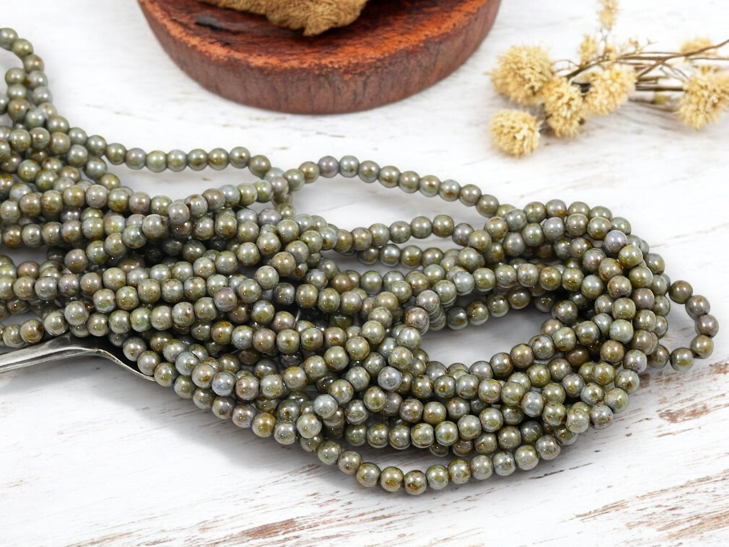 *100* 4mm Opaque Green Luster Picasso Round Druk Beads
