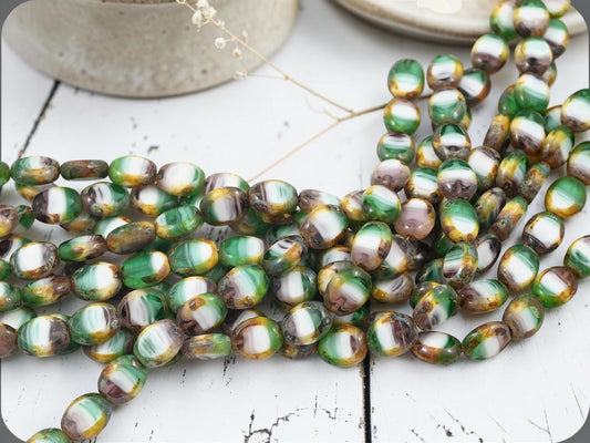 *17* 11x9mm Blended Glass Table Cut Oval Beads