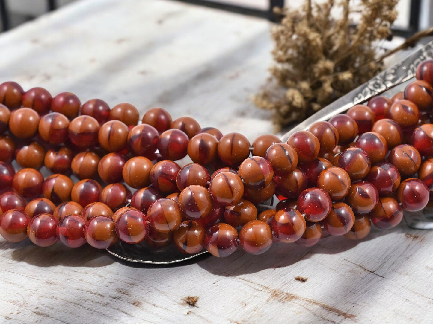 *25* 8mm Blended Ruby Red & Umber Round Druk Beads