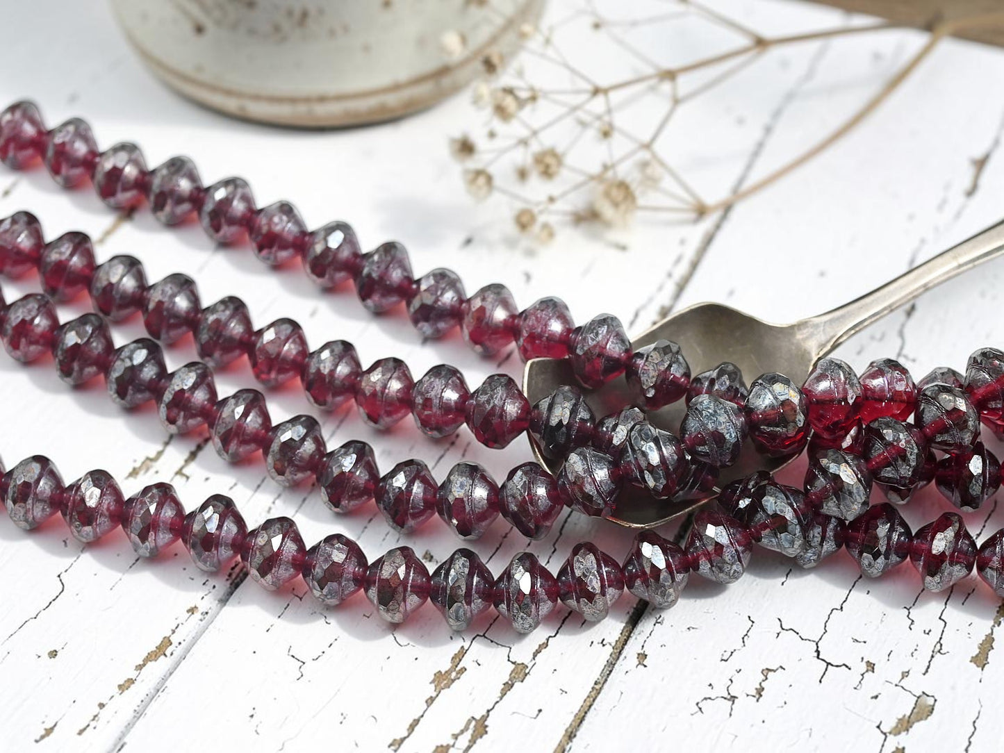 *29* 8x10mm Cranberry White Luster Saturn Beads