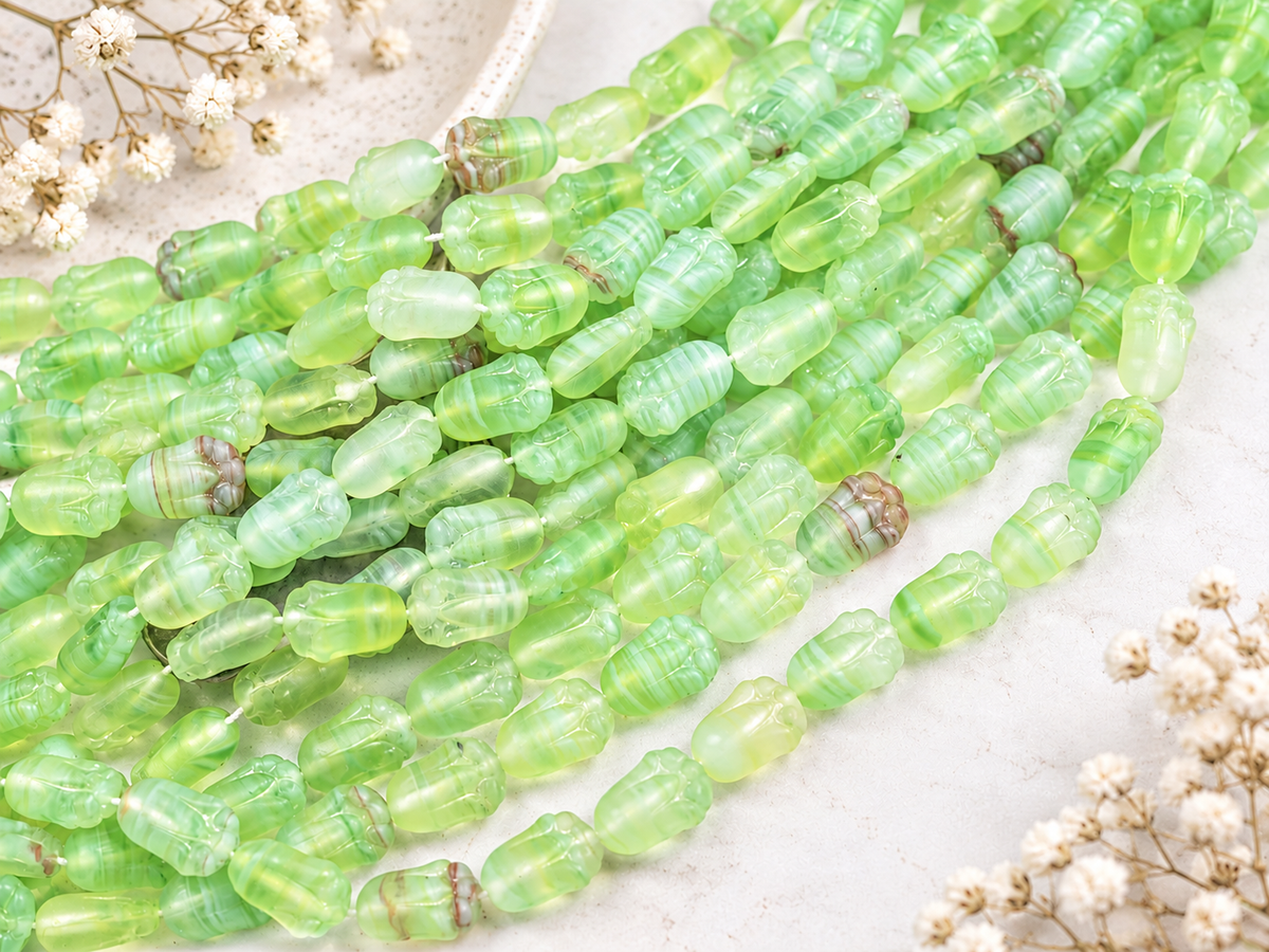 *50* 12x8mm Matte Spring Green Hurricane Tulip Beads