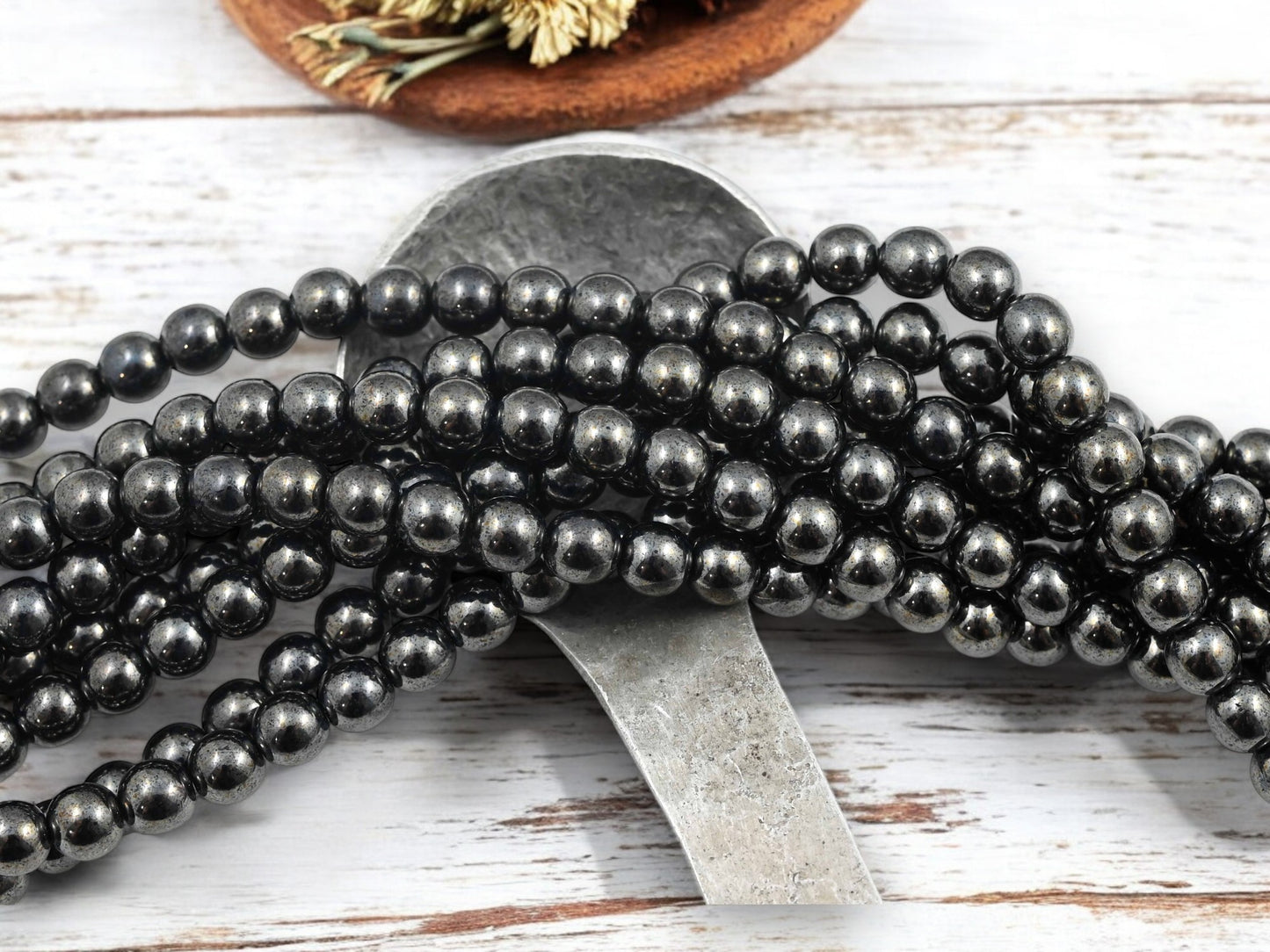 *50* 6mm Hematite Round Druk Beads