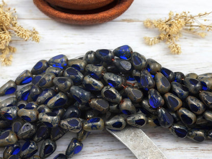 *25* 12x7mm Sapphire Picasso Table Cut Teardrop Beads